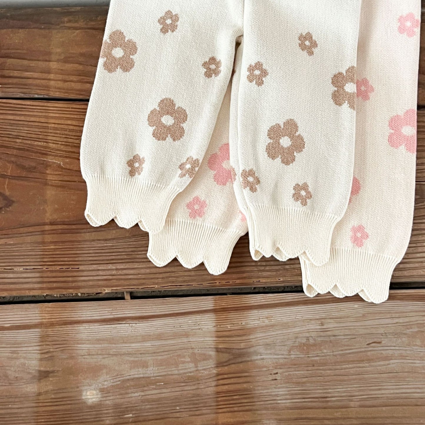 Two Piece Knitted Top & Pants Daisy Design